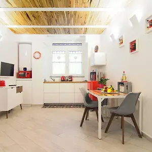 https://short-lets-corno-napoletano.hotels-amalfi.com